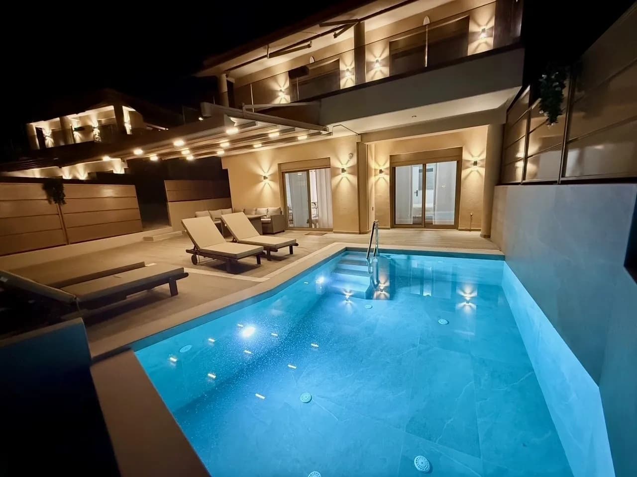 Lefkada Luxury Accommodation Near Beach