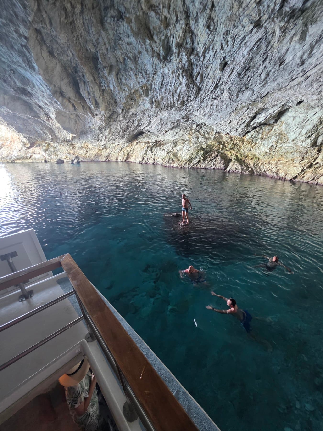 Explore the Ionian sea with Ionian Star