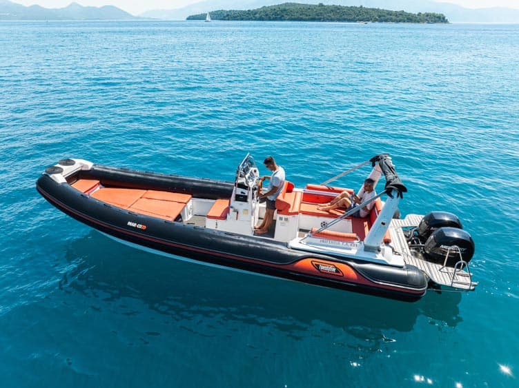 Lefkas Boats Nidri port base