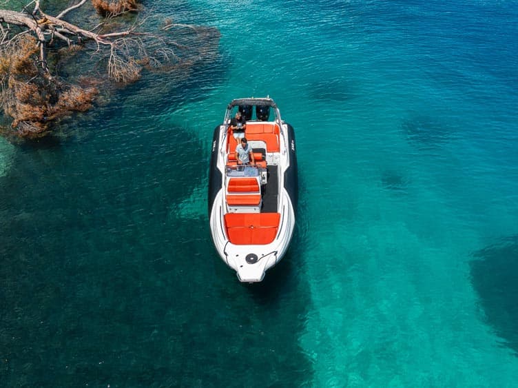 Lefkas Boats Nidri port base