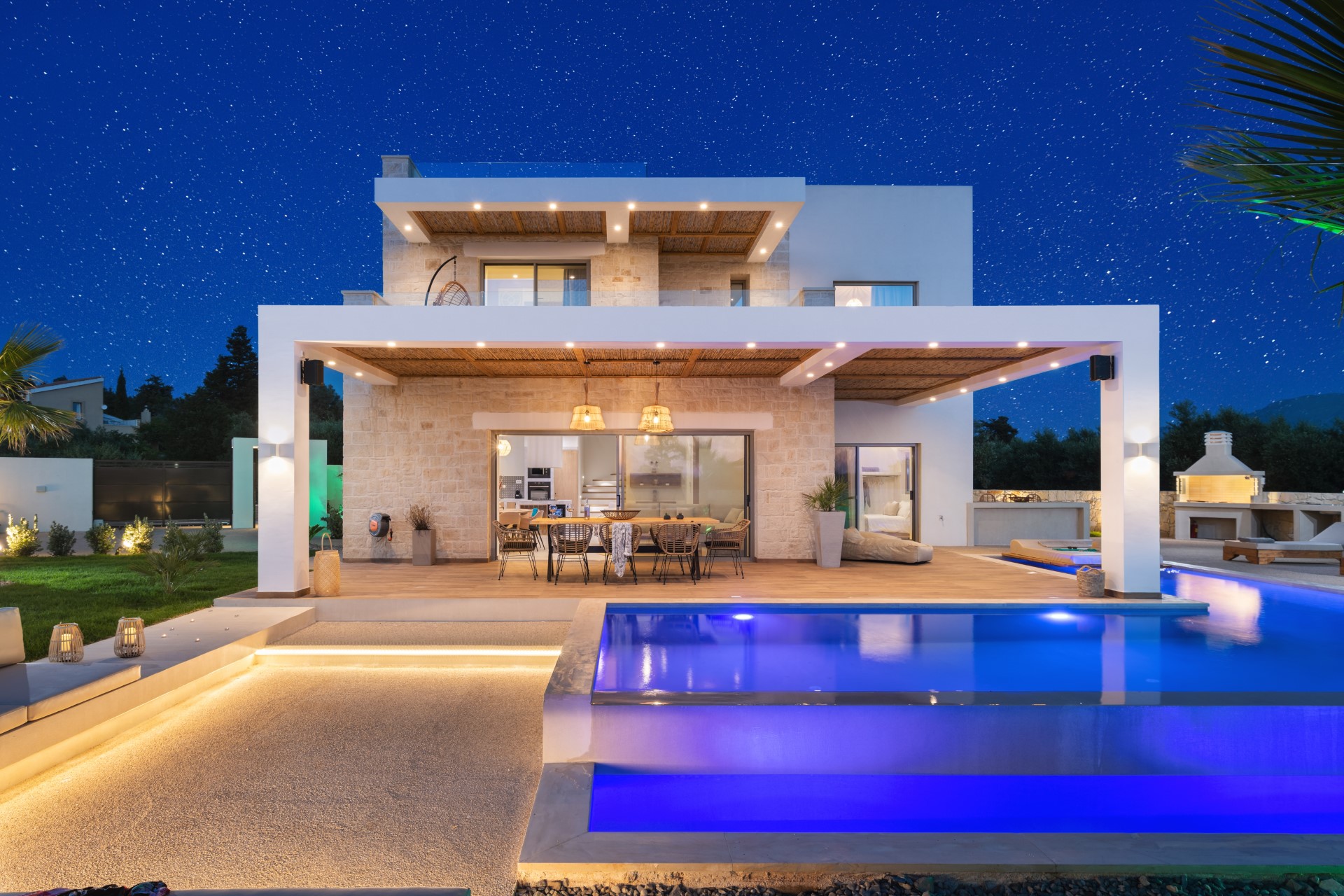 Luxury Villas, appartments and Hotels in Lefkada Island