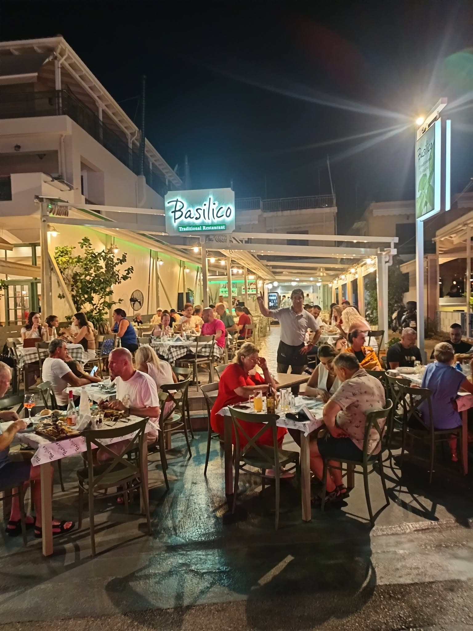 Basilico Waterfront Dining